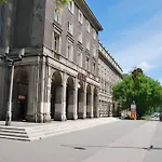 The Soul Of Nowa Huta - Free Garage Appartamento Cracovia