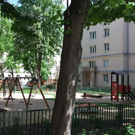 The Soul Of Nowa Huta - Free Garage Апартаменты