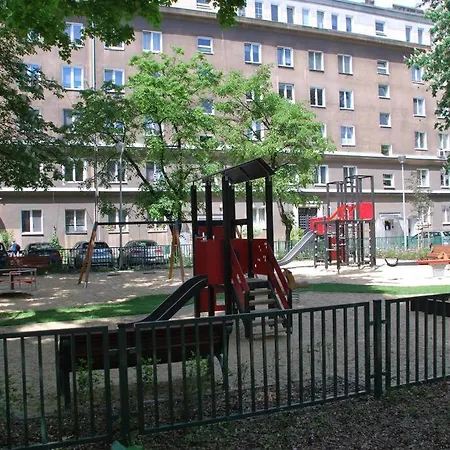 The Soul Of Nowa Huta - Free Garage Apartment *